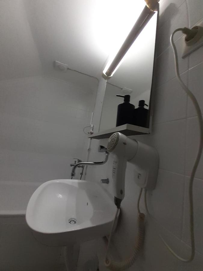 Rooms & Apartment Gh Pasha Тузла Екстер'єр фото
