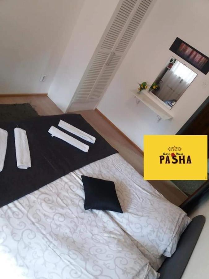 Rooms & Apartment Gh Pasha Тузла Екстер'єр фото