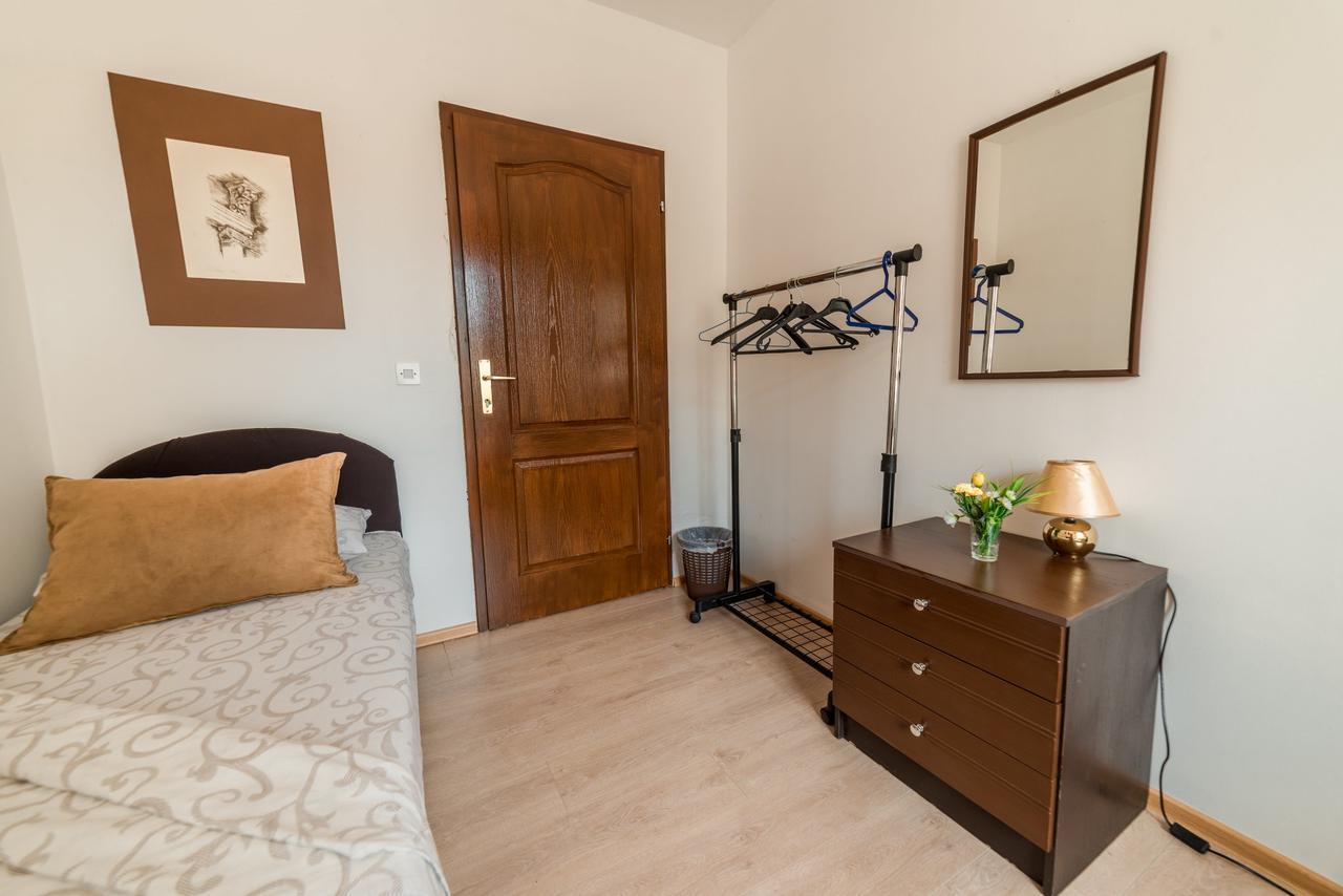 Rooms & Apartment Gh Pasha Тузла Номер фото